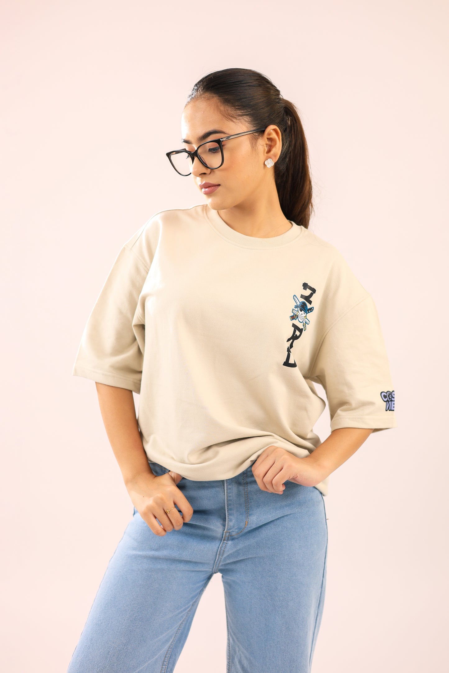 Zoro Ronin oversized tshirt worn
